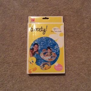 New Bestway Tweety baby care seat.